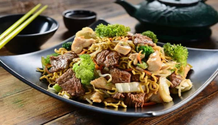 Prato Yakisoba
